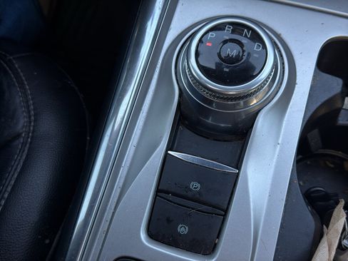 Used 2020 Ford Explorer Limited w/ Class III Trailer Tow Package image 26