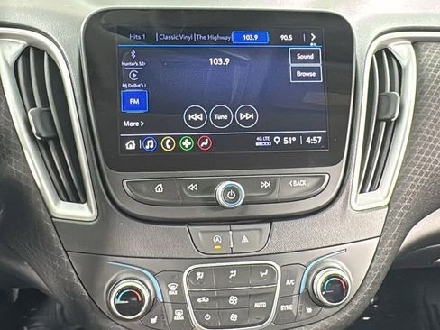 Used 2024 Chevrolet Malibu LT FWD image 22