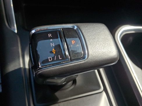 Used 2022 GMC Sierra 1500 Denali AWD/4WD image 16