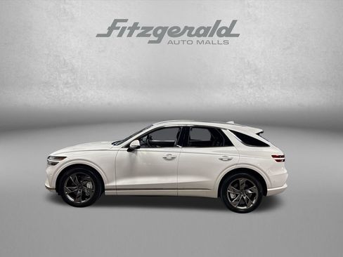 Used 2025 Genesis Electrified GV70 w/ Prestige Package AWD/4WD image 3