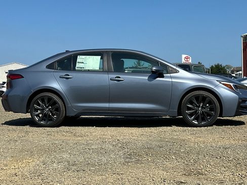 New 2025 Toyota Corolla XSE image 4