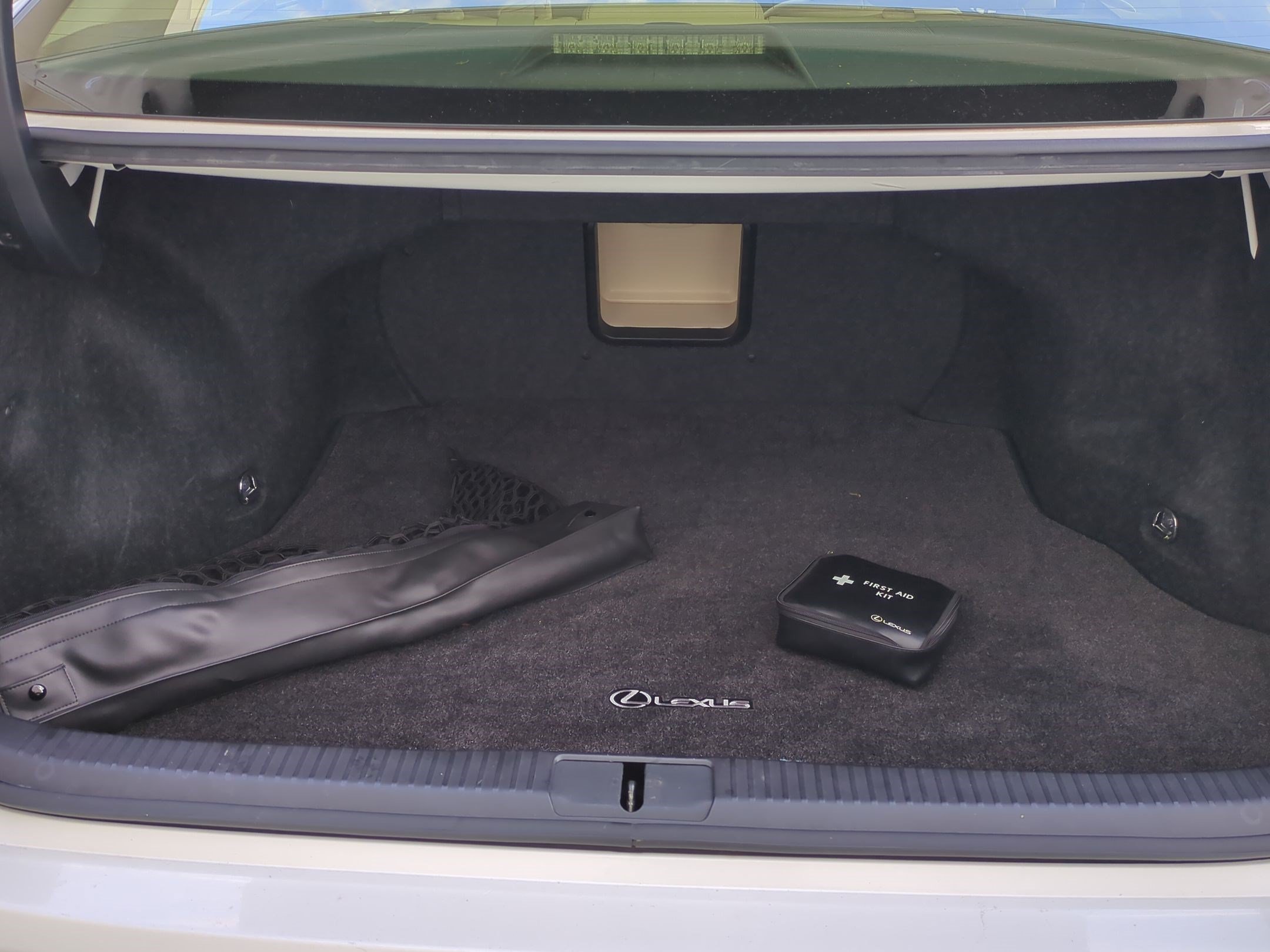 Used 2015 Lexus ES 350 w/ Luxury Package FWD image 32