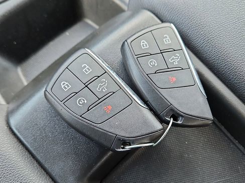 Used 2024 GMC Sierra 1500 Elevation w/ LPO, Elevation Black Package image 19