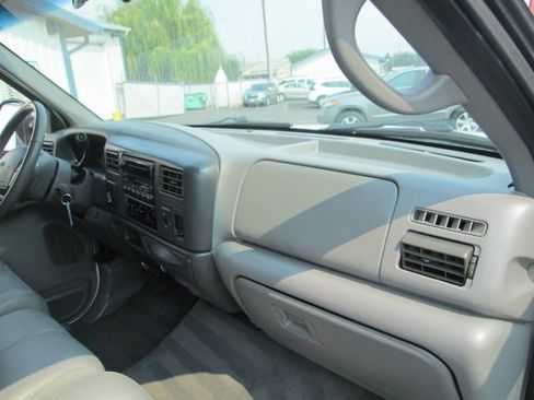 Used 2002 Ford F350 Lariat AWD/4WD image 19