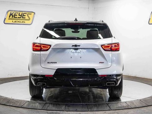 Used 2024 Chevrolet Blazer RS w/ Driver Confidence II Package FWD image 3