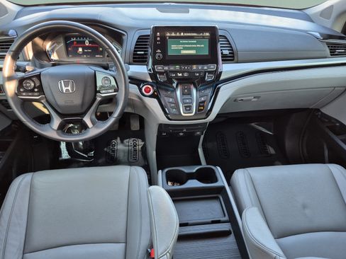 Used 2023 Honda Odyssey Touring image 13