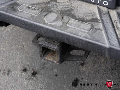 Used 2011 Ford F350 Lariat w/ Lariat Interior Pkg image 8