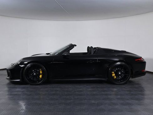 Certified 2019 Porsche 911 Speedster RWD image 2