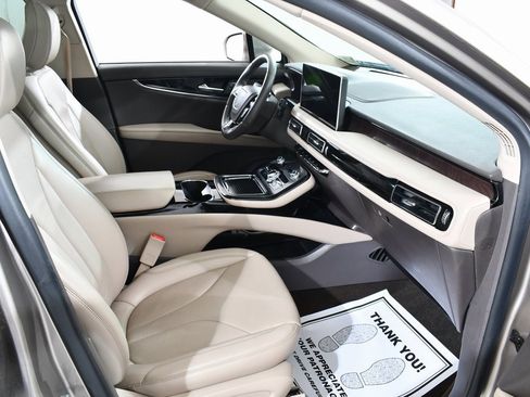 Used 2021 Lincoln Nautilus Reserve image 10