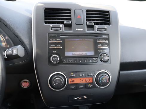 Used 2015 Nissan Leaf S FWD image 22