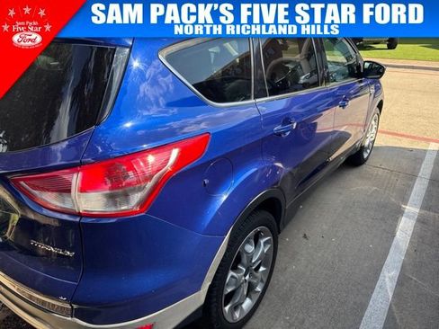 Used 2015 Ford Escape Titanium AWD/4WD image 3