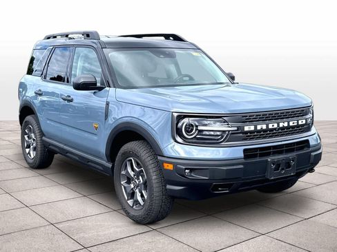 Used 2024 Ford Bronco Sport Badlands AWD/4WD image 3