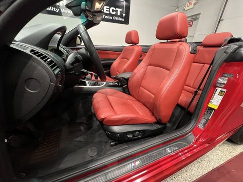 Used 2010 BMW 135i Convertible w/ Premium Pkg image 31