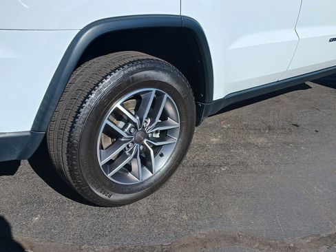 Used 2021 Jeep Grand Cherokee Limited image 7