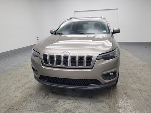 Used 2019 Jeep Cherokee Latitude w/ Popular Appearance Group image 15