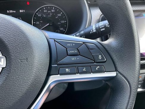 Used 2024 Nissan Kicks SV FWD image 13