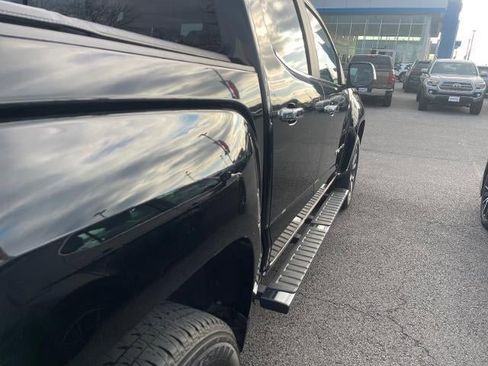 Used 2022 GMC Canyon Denali image 20