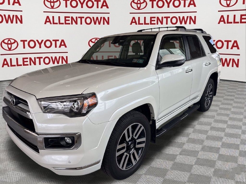 Used 2022 Toyota 4Runner Limited AWD/4WD image 17