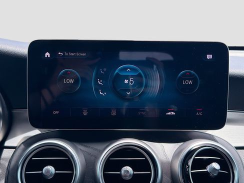 Used 2020 Mercedes-Benz GLC 300 image 33