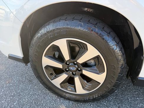 Used 2017 Subaru Forester 2.5i Premium w/ All-Weather Package image 24