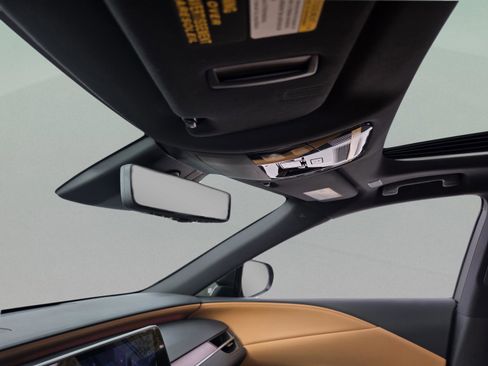 Used 2025 Lexus RX 350 AWD image 14