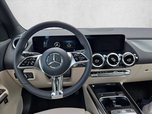 Certified 2026 Mercedes-Benz GLA 250 image 17