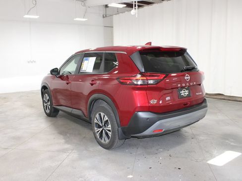 Used 2023 Nissan Rogue SV AWD/4WD image 7