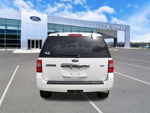 Used 2013 Ford Expedition Limited RWD image 3