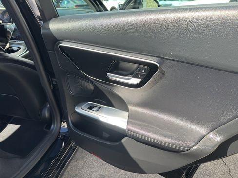 Used 2022 Mercedes-Benz C 300 Sedan image 21