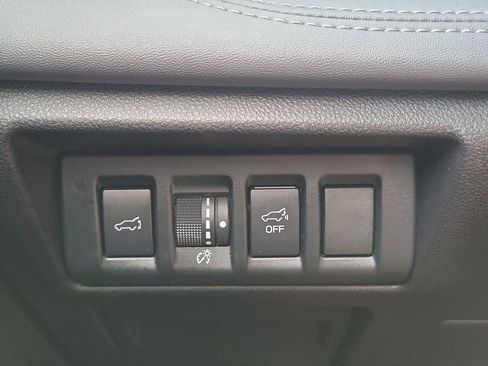 Certified 2023 Subaru Outback Limited image 26