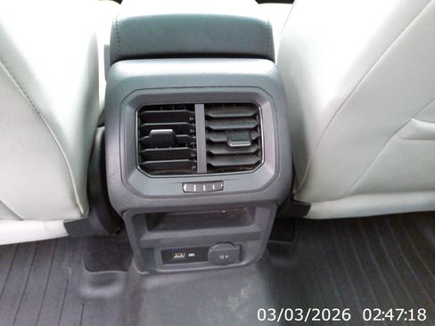 Used 2019 Volkswagen Tiguan SE image 25