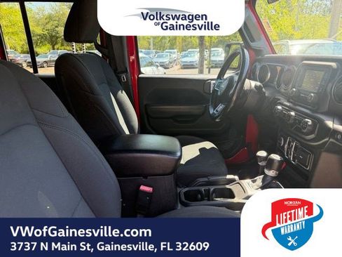 Used 2020 Jeep Gladiator Sport w/ Quick Order Package 24S AWD/4WD image 9