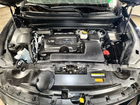 Used 2019 INFINITI QX60 Luxe w/ Essential Package image 34