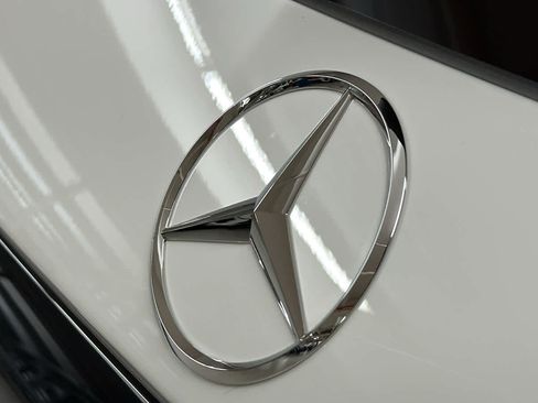 New 2026 Mercedes-Benz GLC 300 4MATIC image 9
