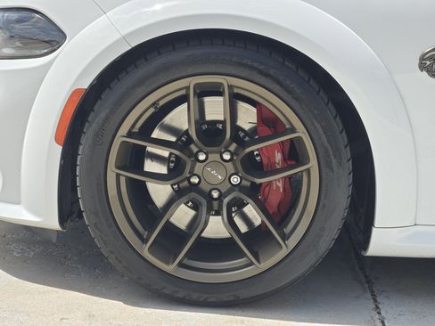 Used 2021 Dodge Charger SRT Hellcat w/ Navigation & Travel Group RWD image 14