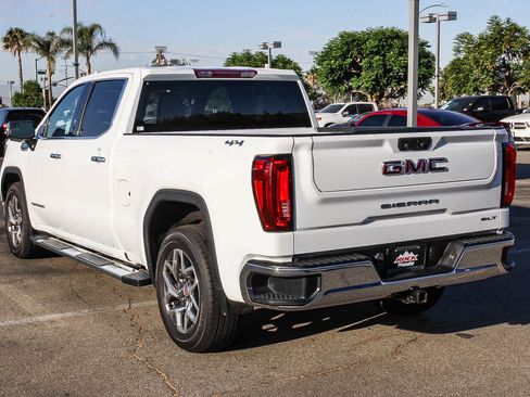 Used 2022 GMC Sierra 1500 SLT w/ SLT Premium Package AWD/4WD image 8