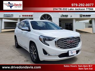 Used 2019 GMC Terrain Denali FWD video 1