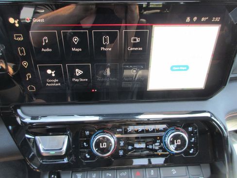 New 2026 GMC Sierra 2500 AT4 w/ AT4 Premium Plus Package AWD/4WD image 20
