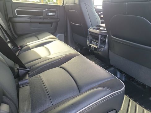 Used 2025 RAM 2500 Laramie AWD/4WD image 28