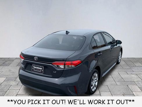 Used 2025 Toyota Corolla LE FWD image 7