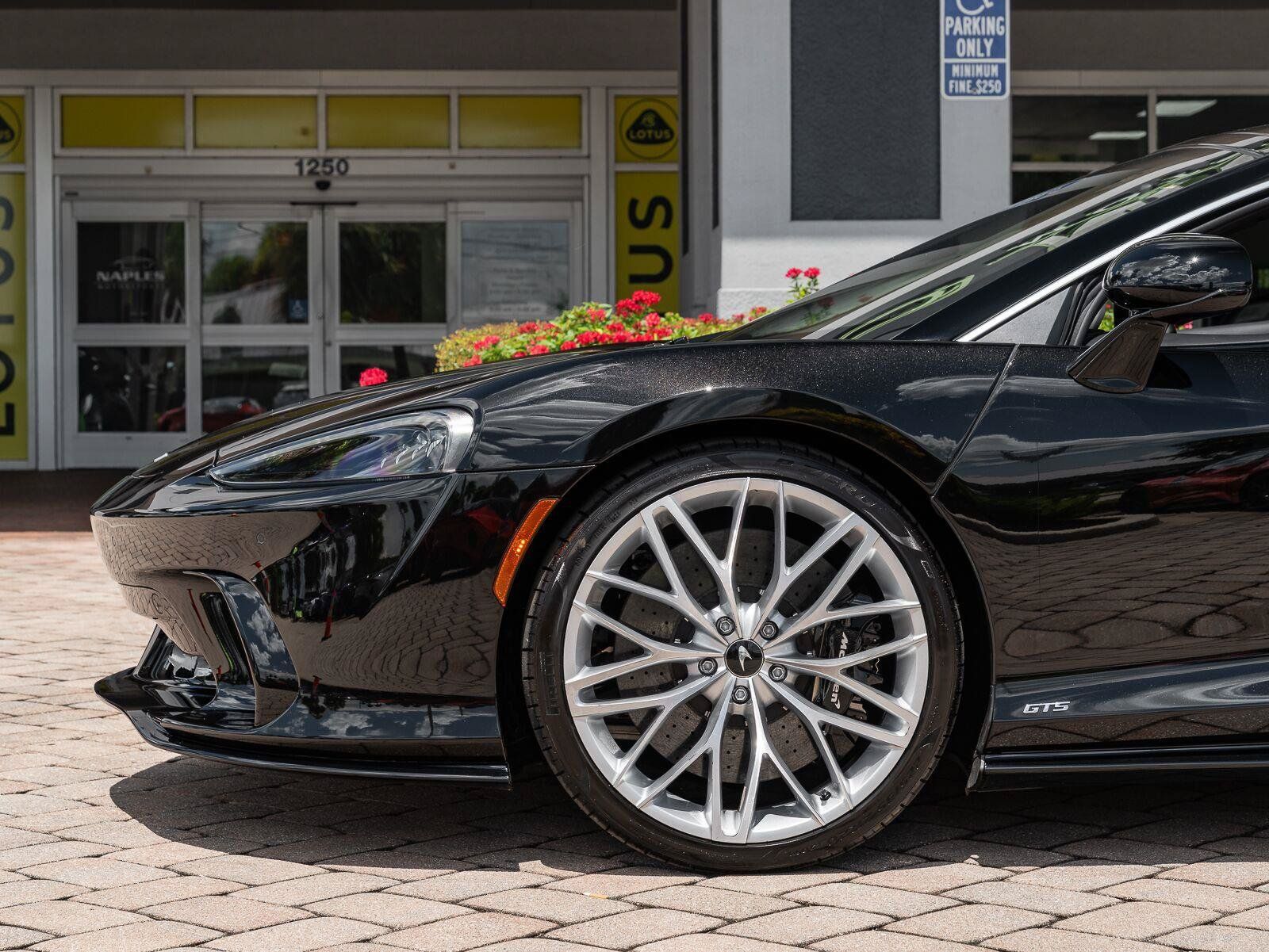 Used 2025 McLaren GTS RWD image 31