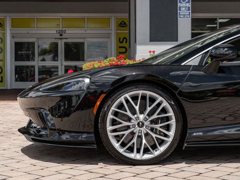 Used 2025 McLaren GTS RWD image 31