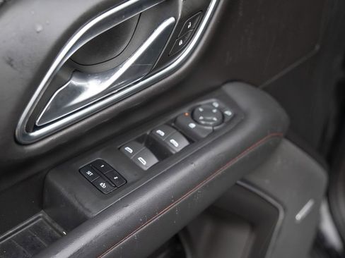 Used 2021 Chevrolet Tahoe RST image 18