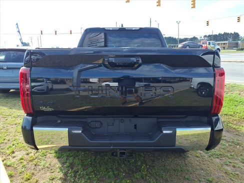 Used 2022 Toyota Tundra SR5 w/ TRD Off-Road Package AWD/4WD image 3