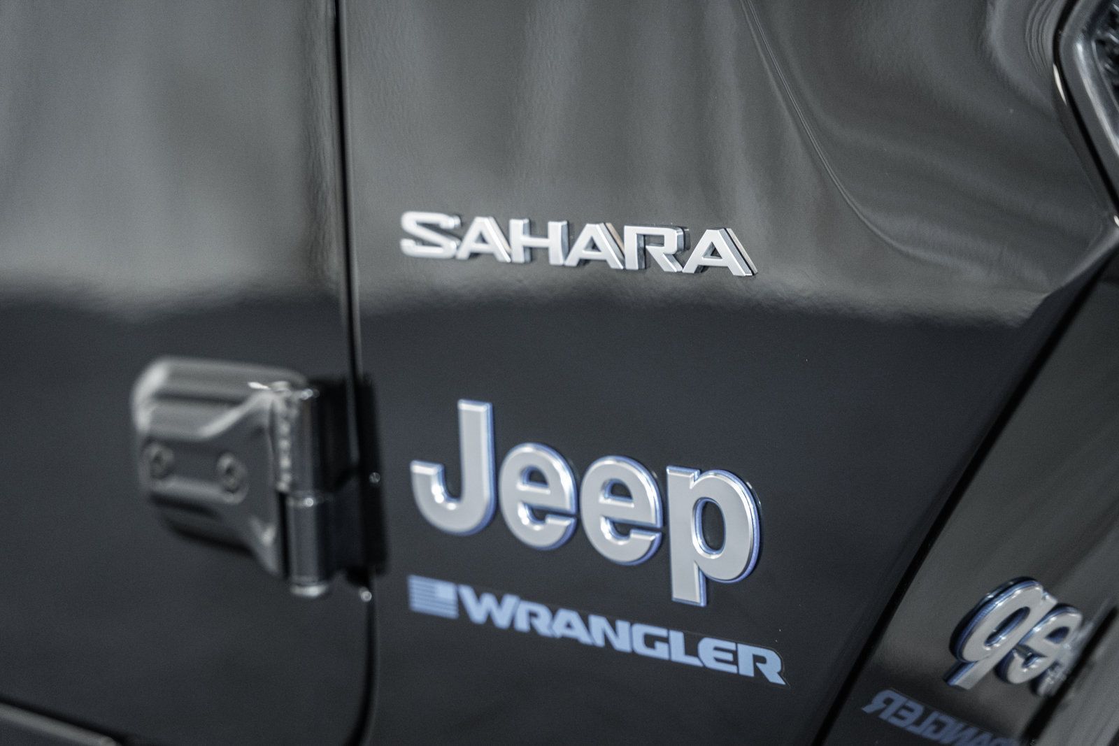 Used 2024 Jeep Wrangler Unlimited Sahara AWD/4WD image 21