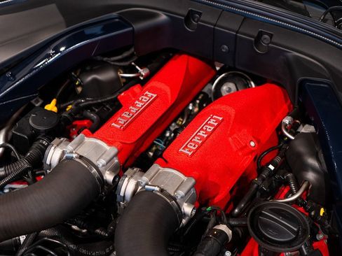 Certified 2022 Ferrari Roma image 18