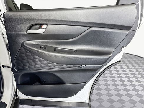 Used 2019 Hyundai Santa Fe SE image 27