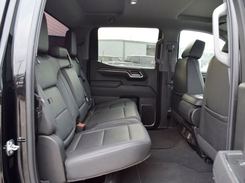 Used 2025 GMC Sierra 1500 SLT image 22