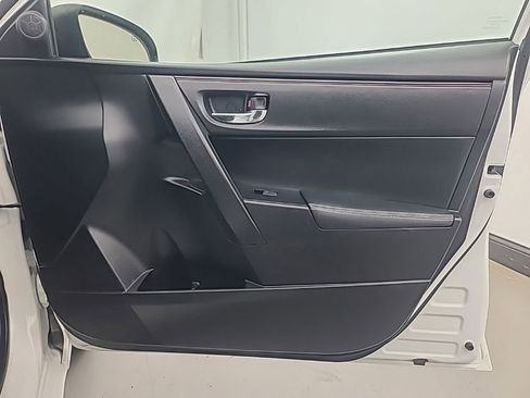 Used 2017 Toyota Corolla SE 50th Anniversary FWD image 12
