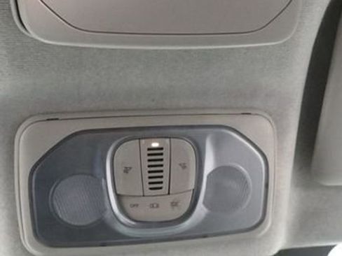 Used 2023 RAM ProMaster 2500 image 20